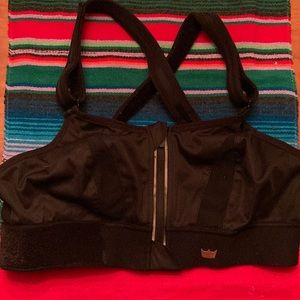 SHEFIT High Impact Ultimate Sports Bra Womans Size Medium Zip Cinch Lift